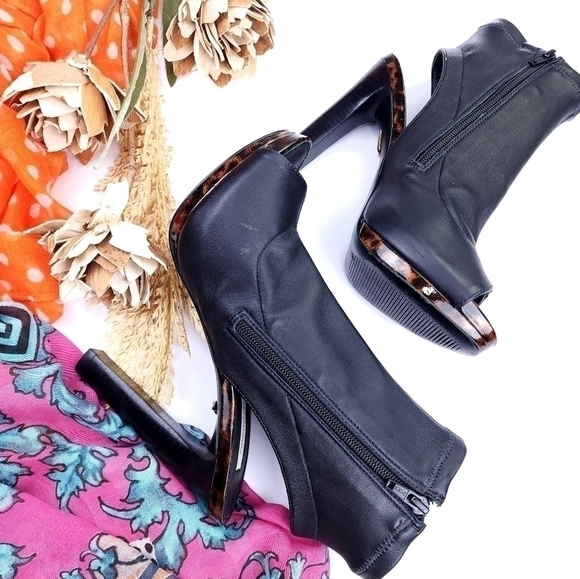 Diane Von Furstenberg Black Leather Platform Thick Heels Sz 8m - Picture 4 of 13